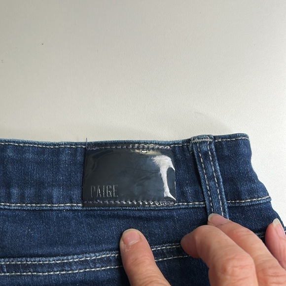 PAIGE JAX KNEE DARK WASH DENIM  STRETCHY BERMUDA CUFFED SUMMER SHORTS SIZE 29 - Picture 7 of 14